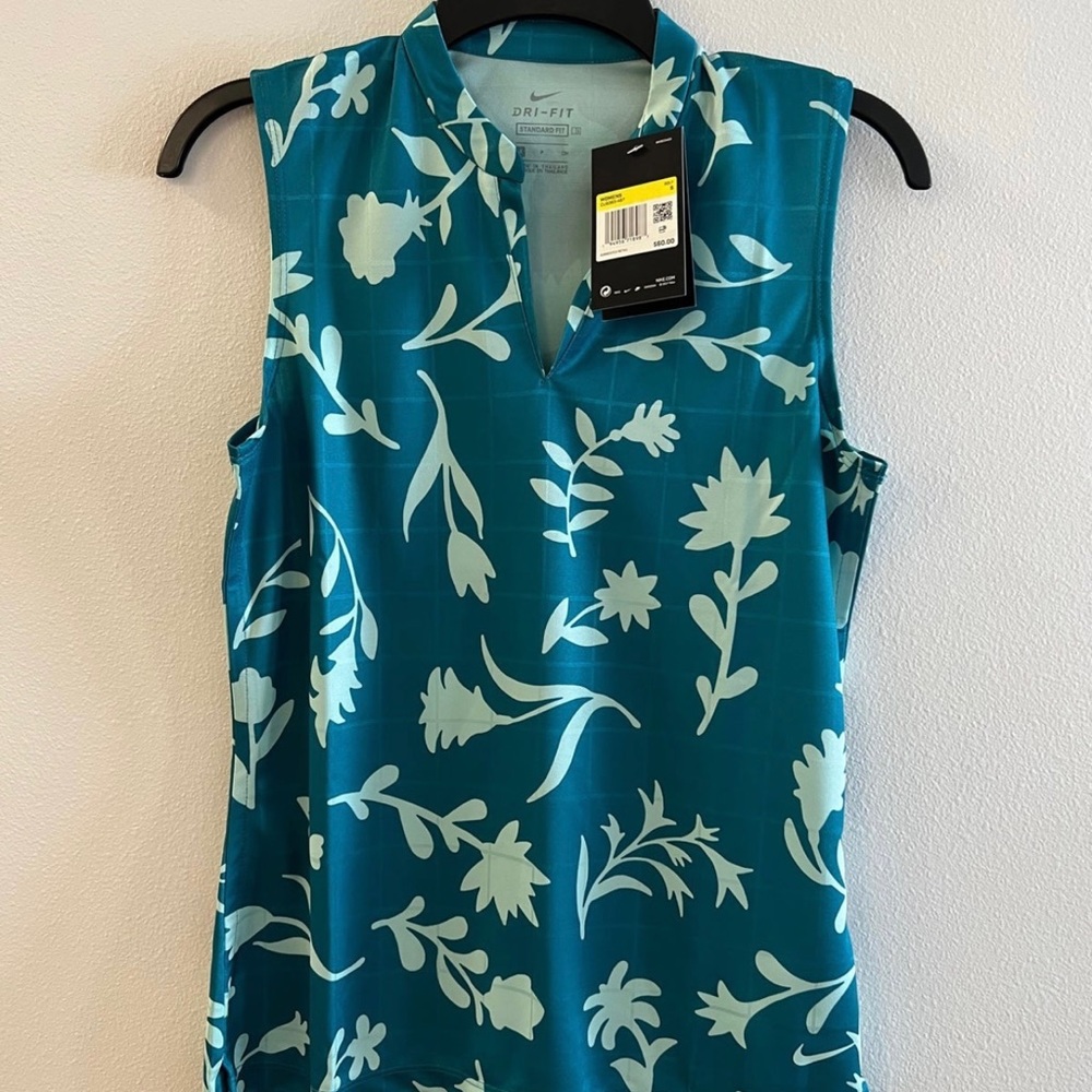 Nike Womens Golf/Tennis polo - size small